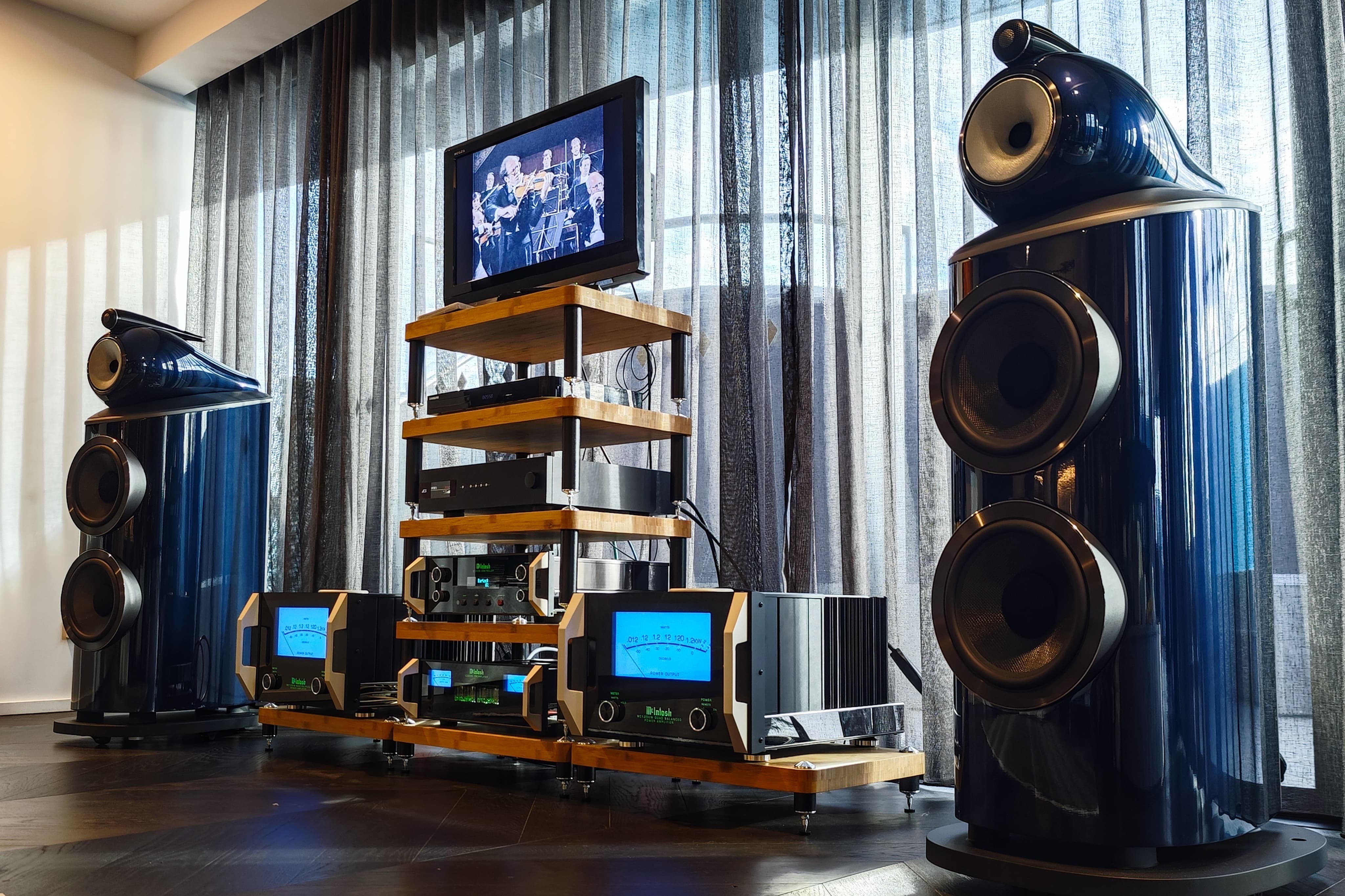 The *dream* Bowers & Wilkins 800 Series and McIntosh system recently installed by Tivoli Hi-Fi