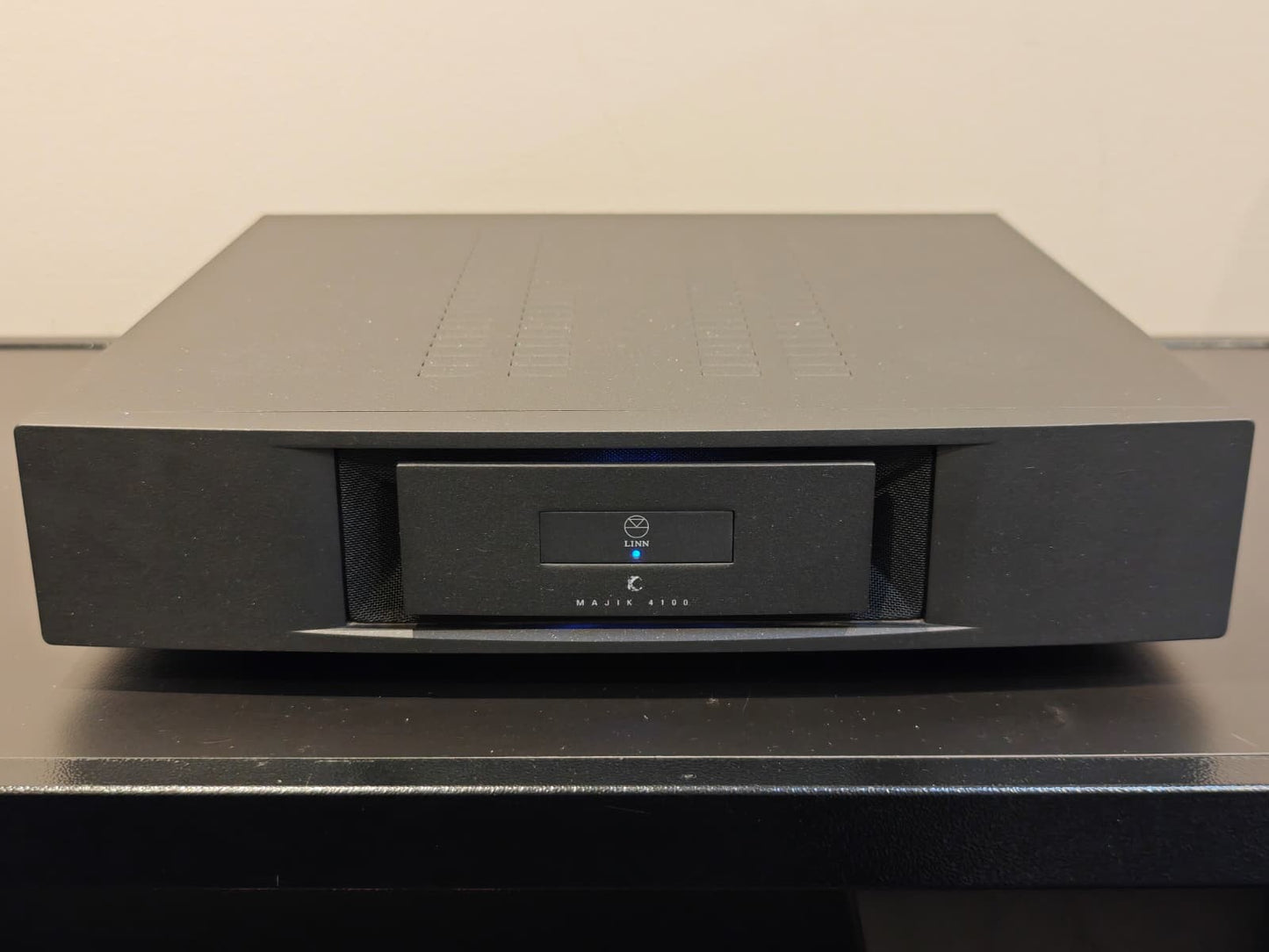 Second Hand Linn Majik 4100 Power Amplifier
