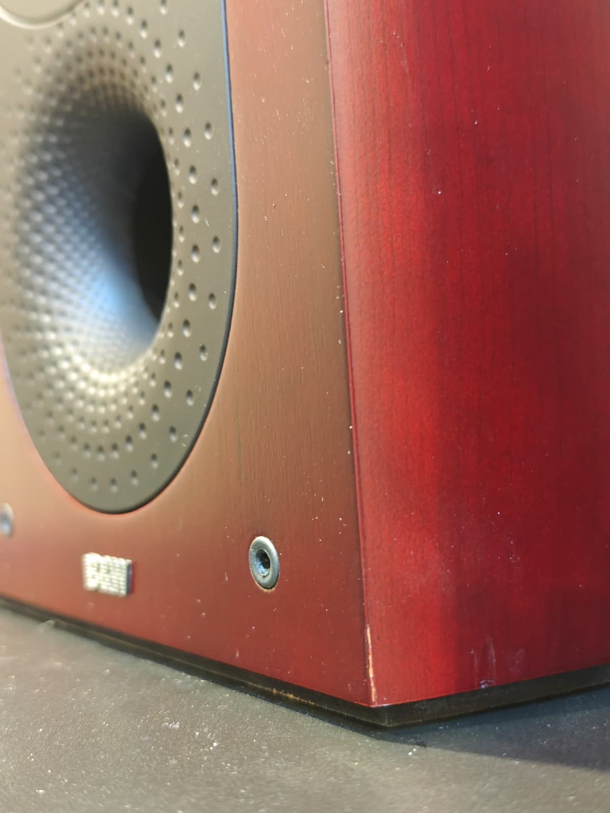 Second Hand Bowers & Wilkins 805 Nautilus Speakers Red Cherry