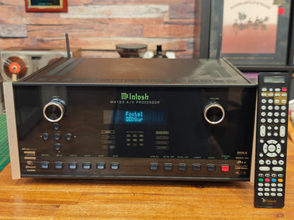 Second Hand McIntosh MX123 8K Update AV Processor
