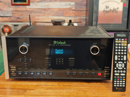 Second Hand McIntosh MX123 8K Update AV Processor