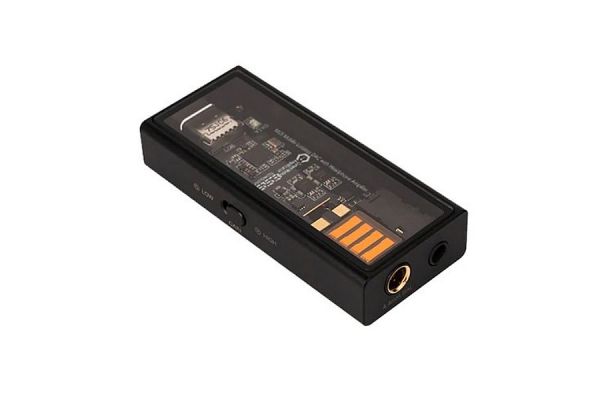 Questyle M15 Portable Headphone Amplifier and Digital Audio Converter