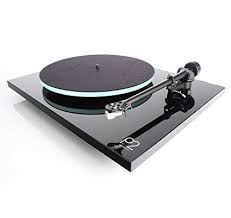 Rega Planar 2 Turntable